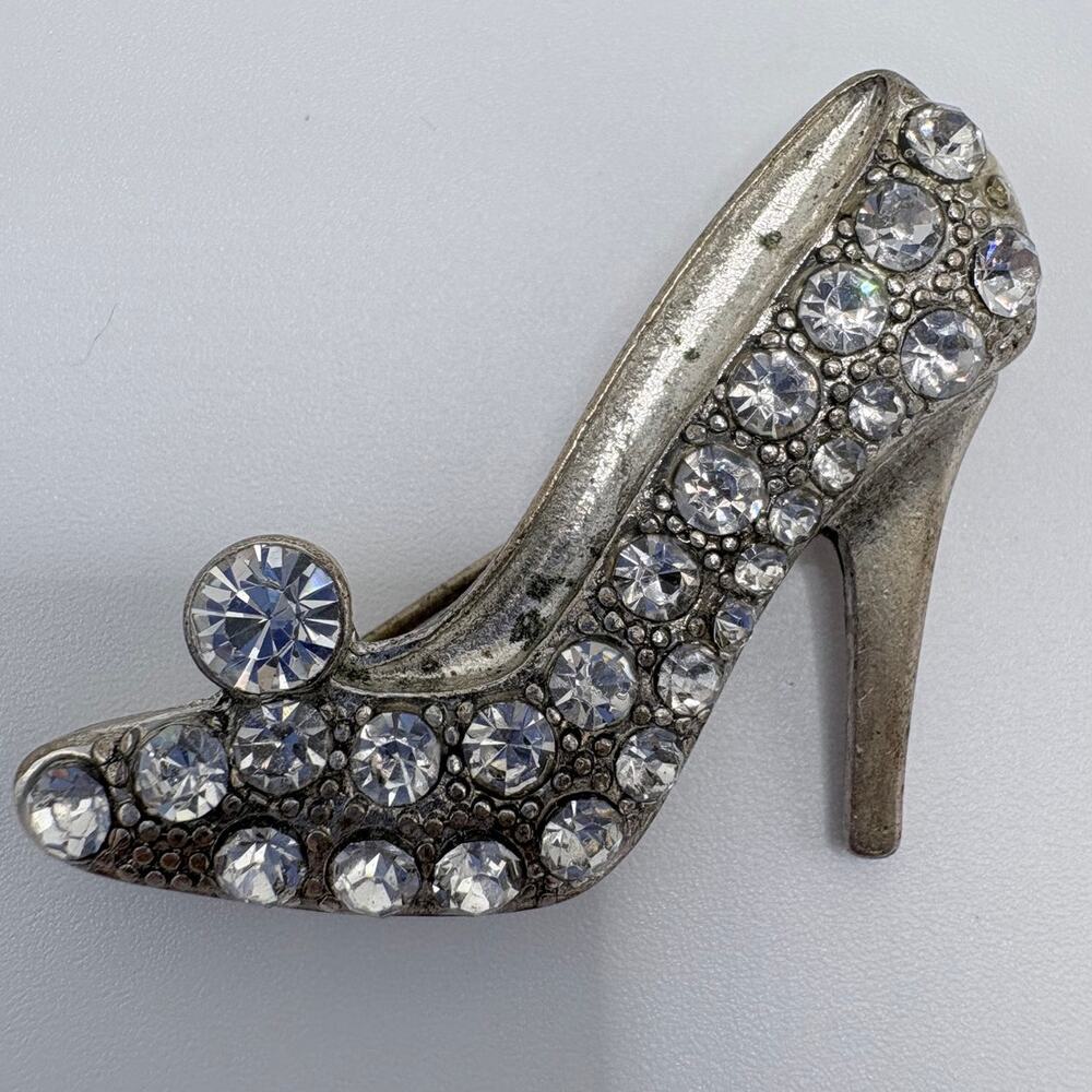 Beautiful Silver-Tone Rhinestoned High-heel Brooch Featuring